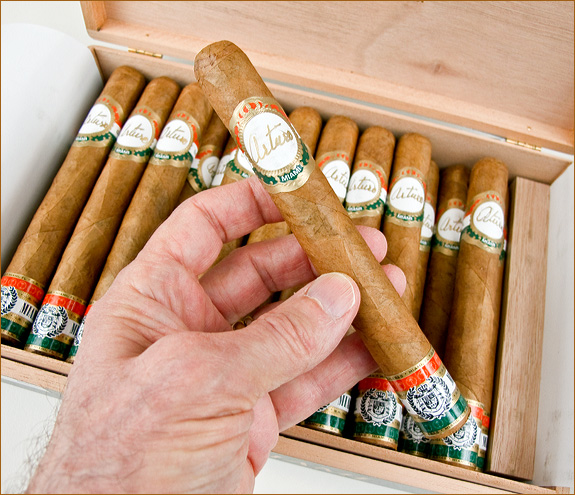 Custom blended cigar box